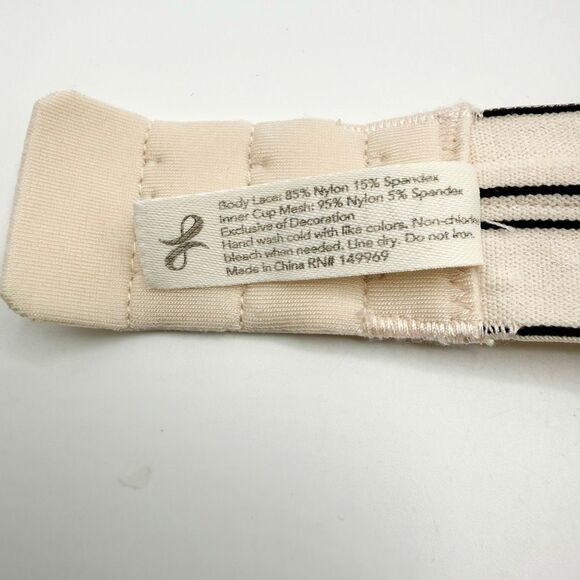 Lively Lace Mesh Black Triangle Dual Clasp Bralette - US Women’s L - Picture 7 of 8